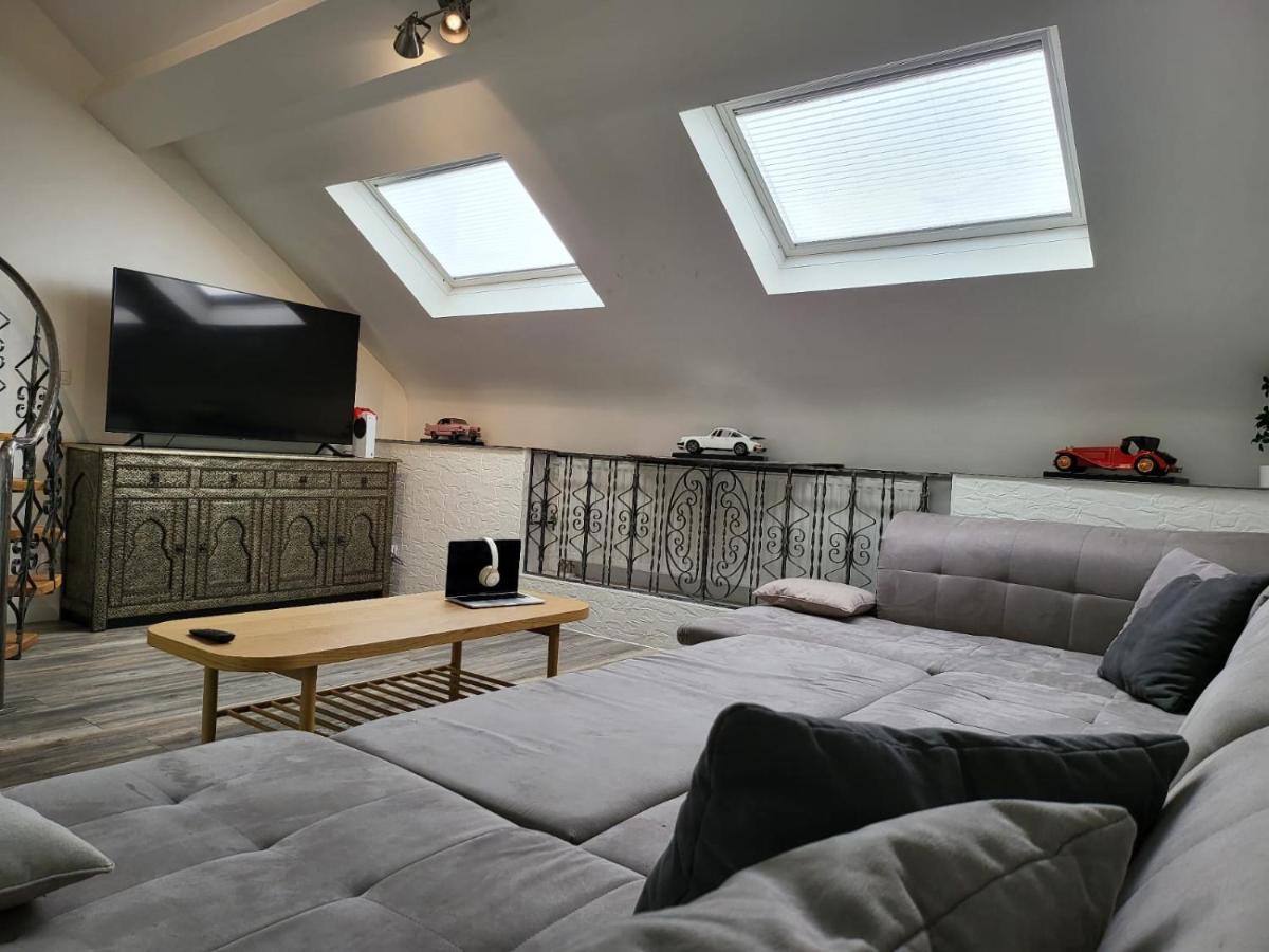 Apartamento Duplex Elegant Situe A 1Min De La Gare Du Nord Bruselas Exterior foto