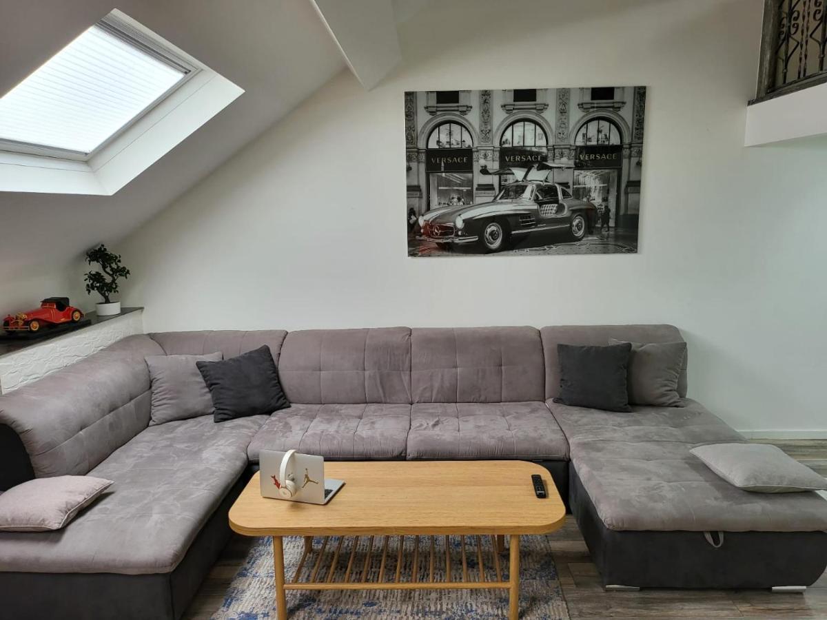 Apartamento Duplex Elegant Situe A 1Min De La Gare Du Nord Bruselas Exterior foto