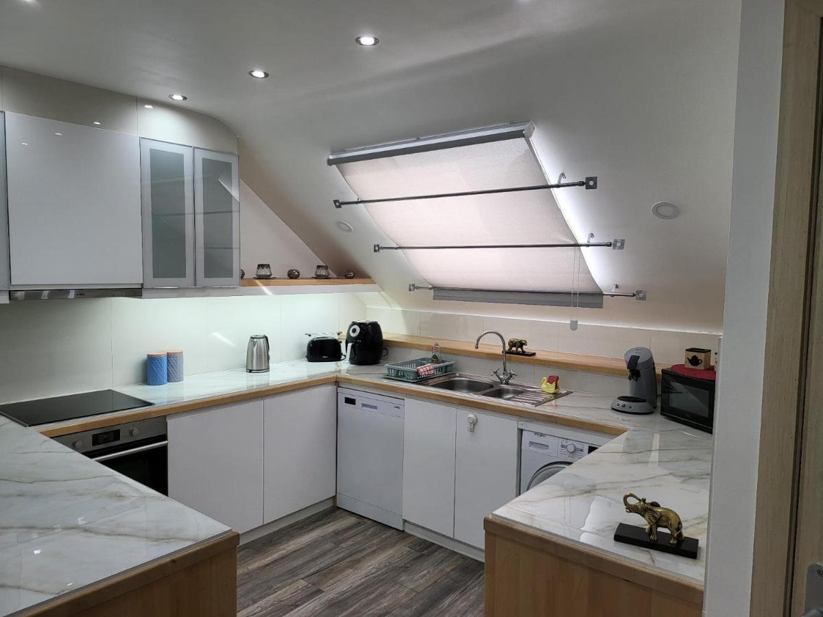 Apartamento Duplex Elegant Situe A 1Min De La Gare Du Nord Bruselas Exterior foto